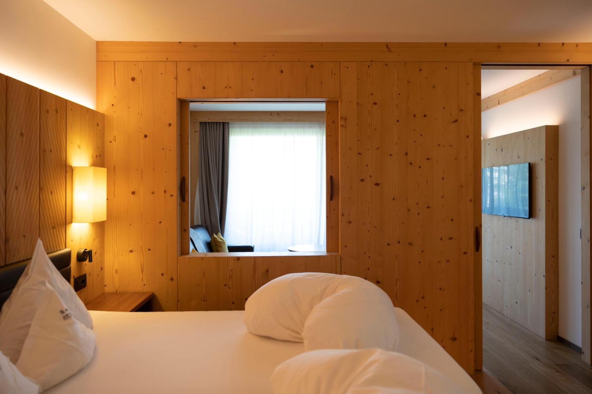 סיוזי Artnatur Dolomites Hotel & Spa חדר תמונה