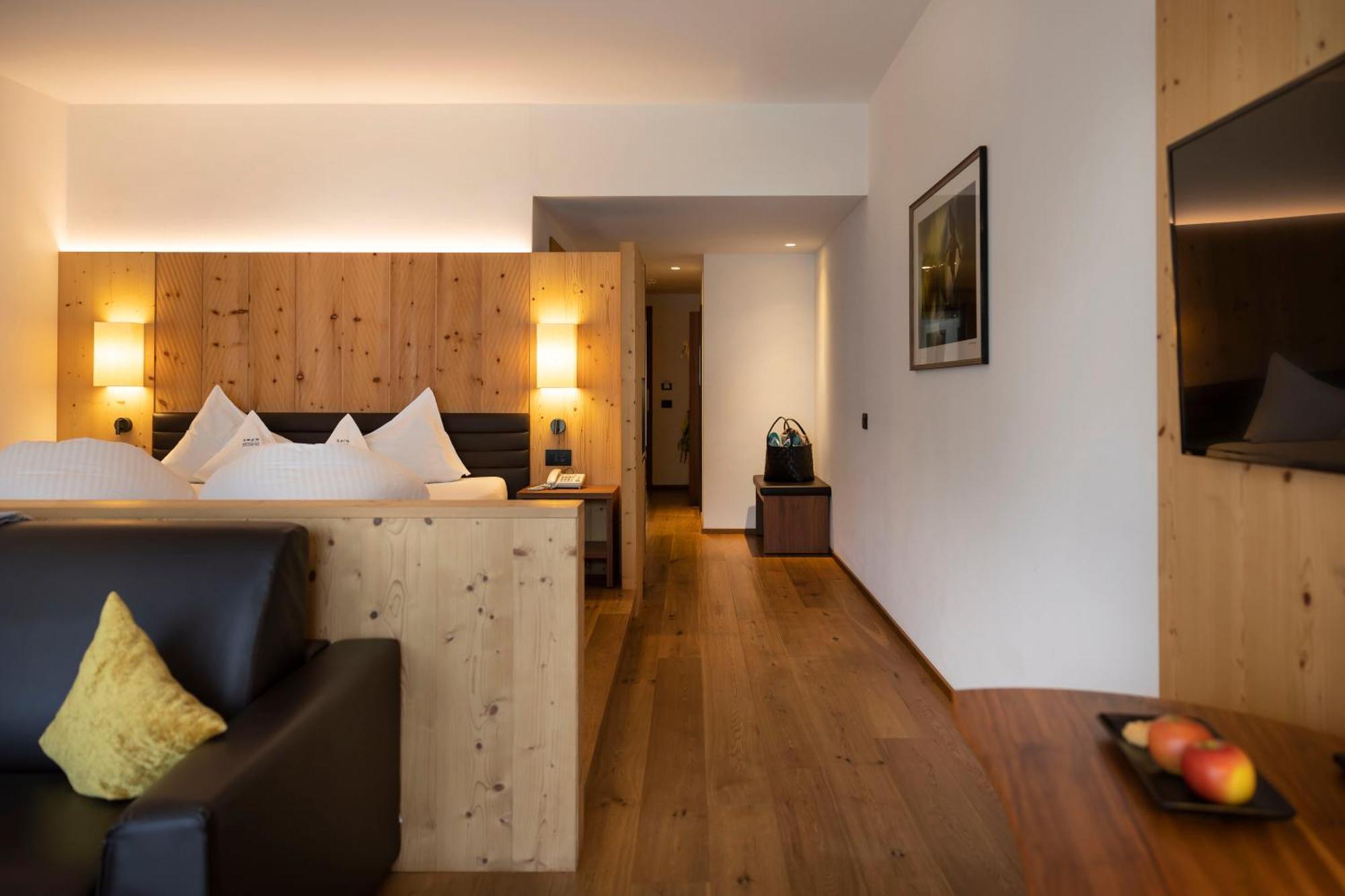 סיוזי Artnatur Dolomites Hotel & Spa חדר תמונה