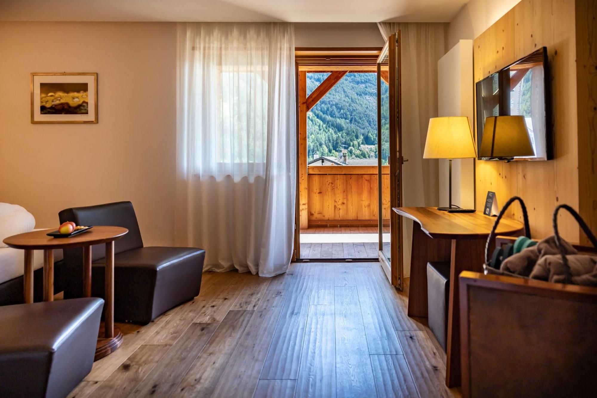 סיוזי Artnatur Dolomites Hotel & Spa חדר תמונה